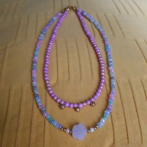 2 Neckales